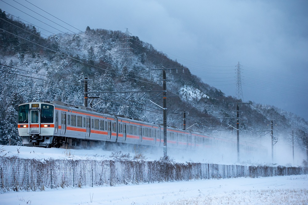 雪降る日 1/30 雪の日撮影～311系・新幹線～ - きまぐれ鉄オタの部屋