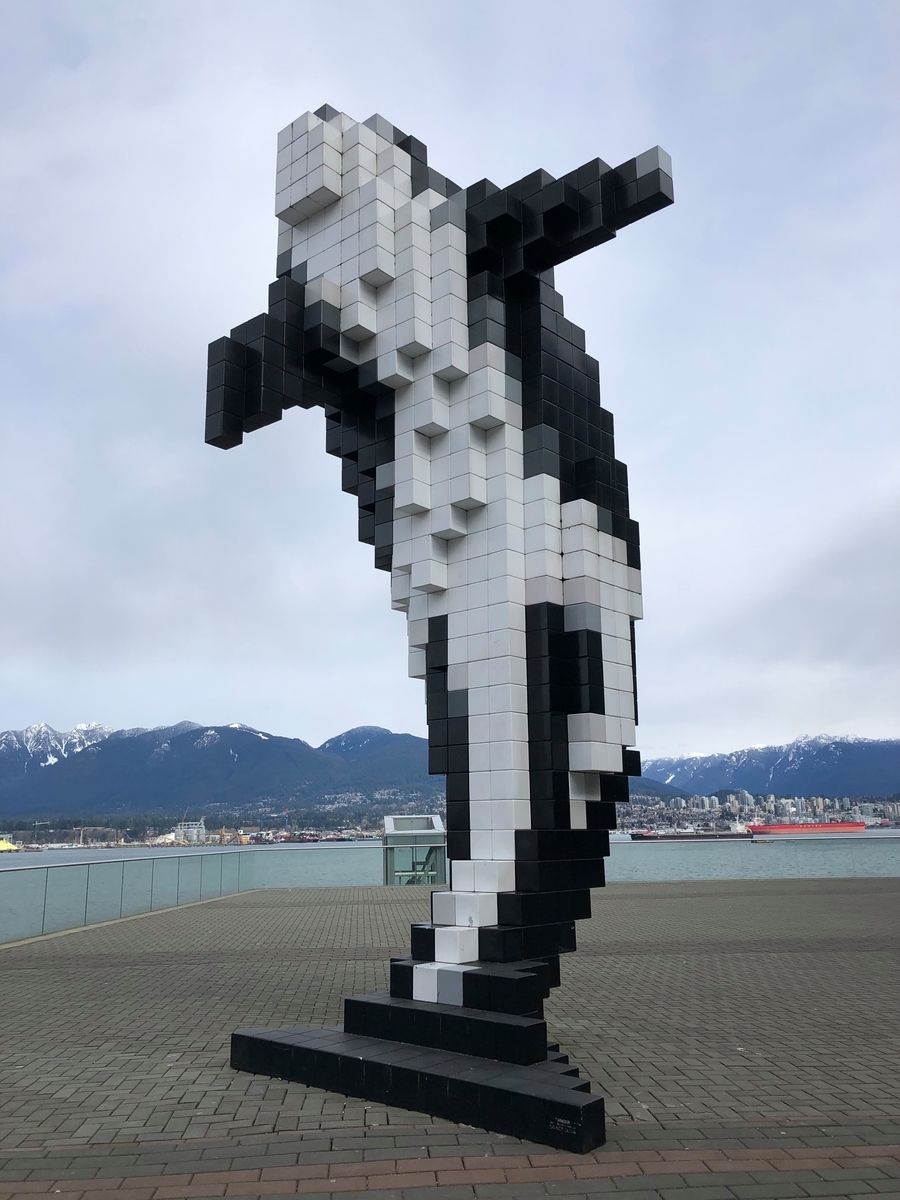 オブジェ彫刻 バンクーバー、ダウンタウン街中アート（彫刻・オブジェ