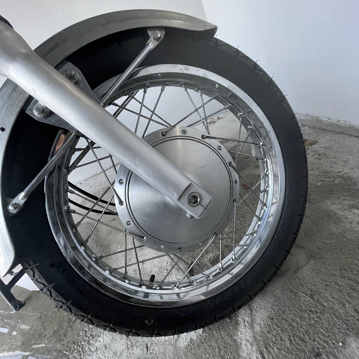 エストレヤで唯一気に入らなかったドラムブレーキのフロント
