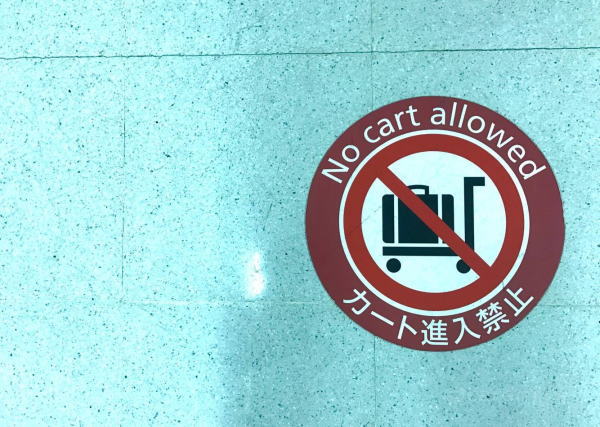 クレジットカードを持たずに海外旅行に行くのは自殺行為 なぜ海外旅行にはカードを持参すべきなのか その理由を解説します クレジットカードの読みもの