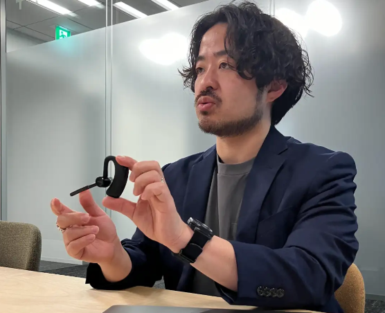 説明する小田切氏