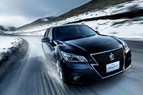 クラウンHVにフルタイム4WD追加もマジェスタに疑問 - New Car/車好き 