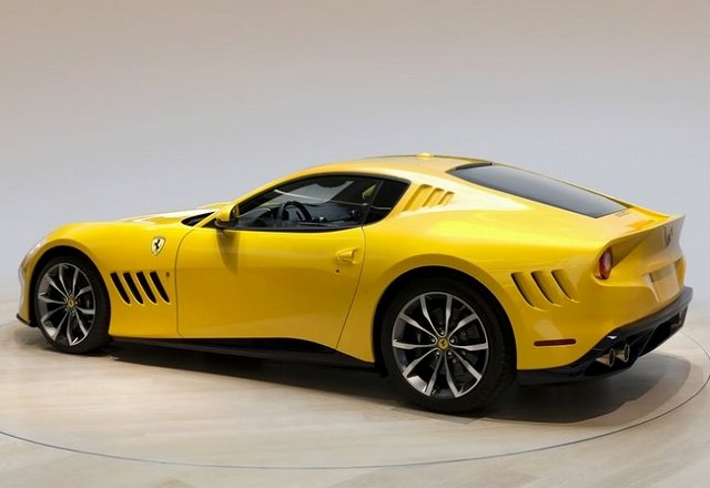 275GTBを再解釈!フェラーリ「SP275rwコンペティツィオーネ」公開 - 車