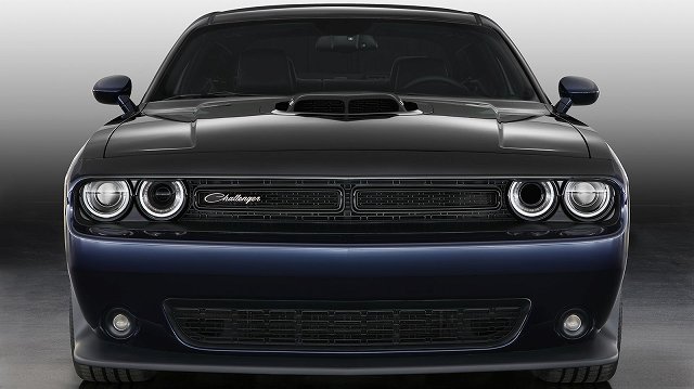 Mopar80周年記念 手作業の2トーン!ダッジ チャレンジャー 限定モデル