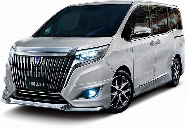 迫力ハイブリッド!トヨタ 新型 ヴォクシー / ノア / エスクァイア マイナーチェンジ2017 価格246万
