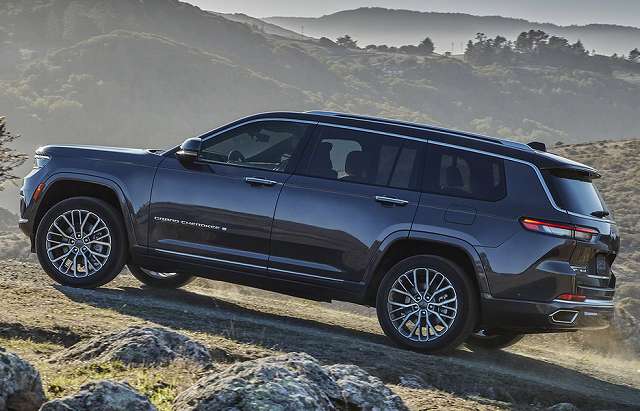 新型グランドチェロキーl 7万円 3列suv 22年2月19日日本発売 最新情報 サイズ 価格は New Car 車好き新型車ニュース 動画