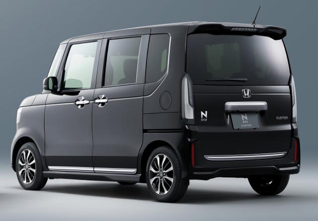 ホンダ新型N-BOXカスタム BLACK STYLE】「黒の人気特別仕様車拡大設定