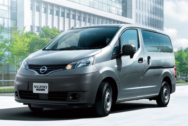 日産NV200バネット 新車取り外し4本175/80R14 2025年製造バリ山