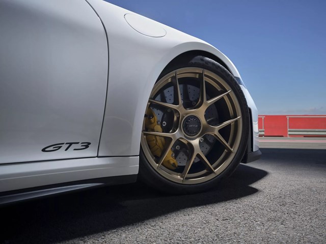 ポルシェ新型911 GT3】「高出力4L自然吸気フラット6!」2024年10月19日 