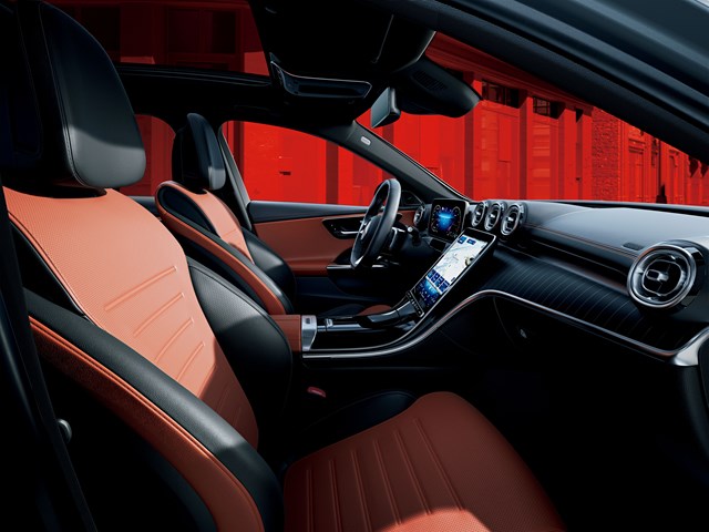 新型Cクラス】「C200 / C220d Sports ＆ Luxury追加！」2025年4月24日