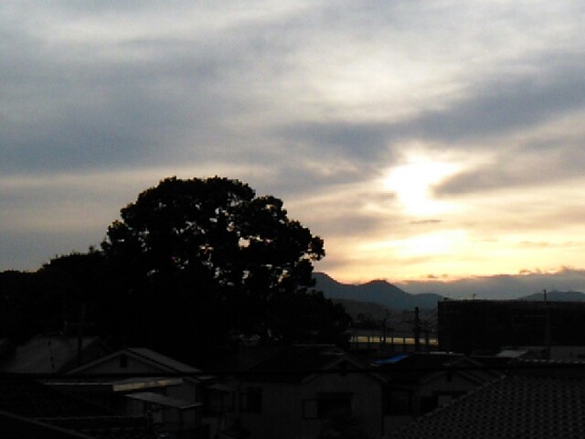 f:id:casahitomi0619:20161125073253j:plain f:id:casahitomi0619:20161125073253j:plain