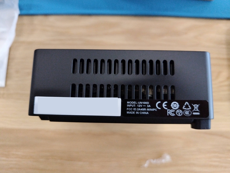 MINISFORM UN100D