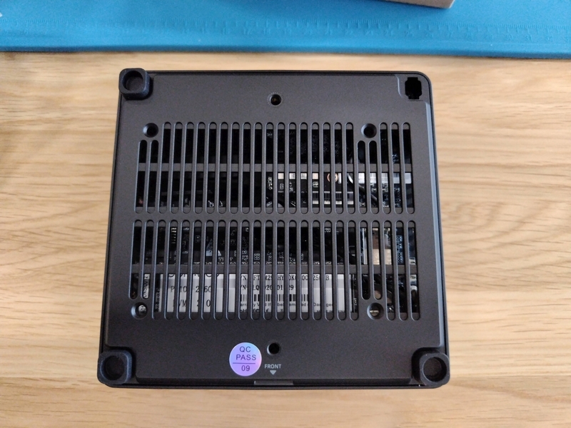 MINISFORM UN100D