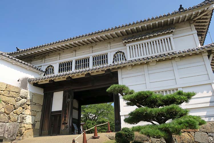 姫路城　菱の門