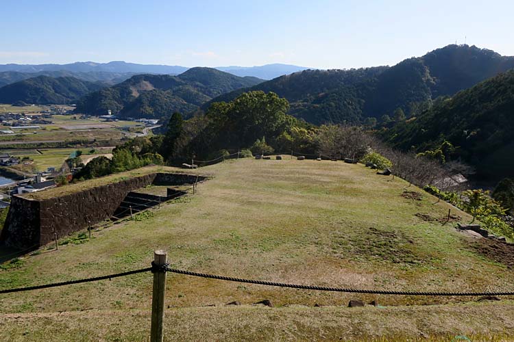 佐敷城　二の丸