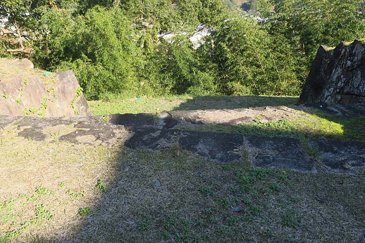 佐敷城　追手門