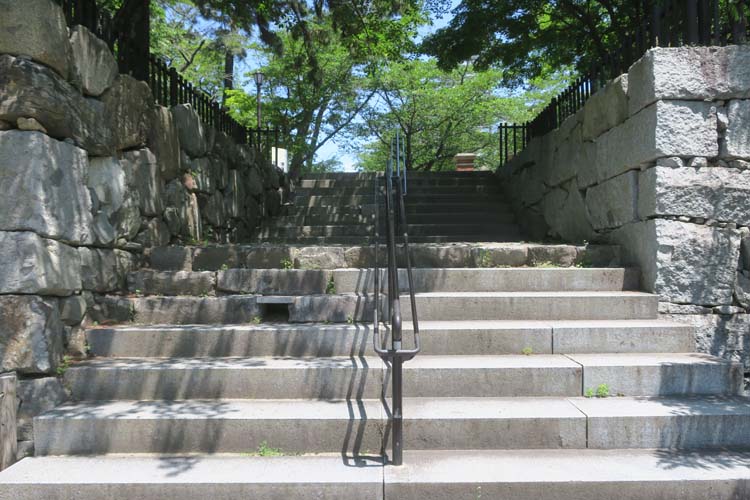 小倉城　鉄門跡