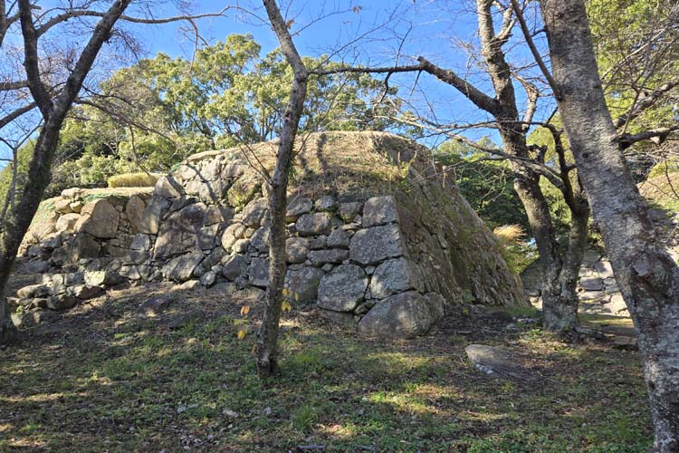 名護屋城　三の丸櫓台