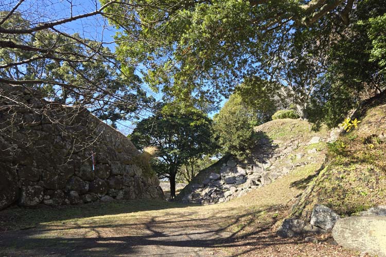 名護屋城　三の丸櫓台