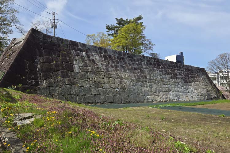 盛岡城　三の丸北西部石垣