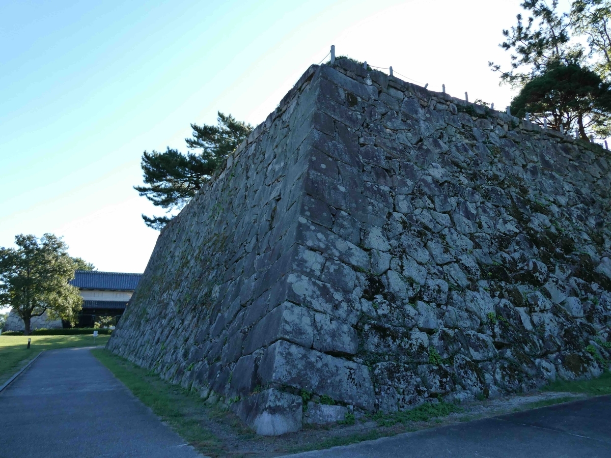 佐賀城の天守台