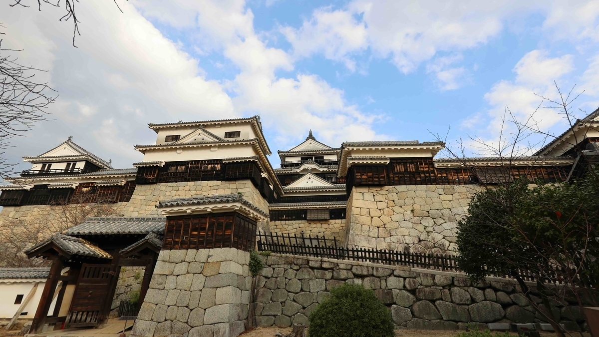 松山城の天守