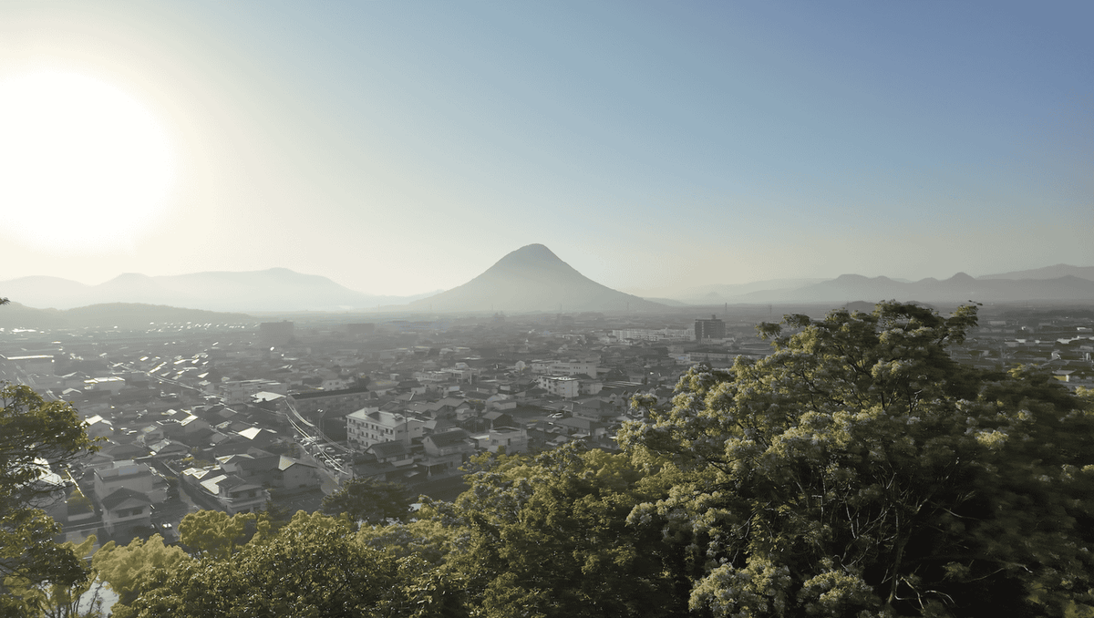 讃岐富士と呼ばれる飯野山