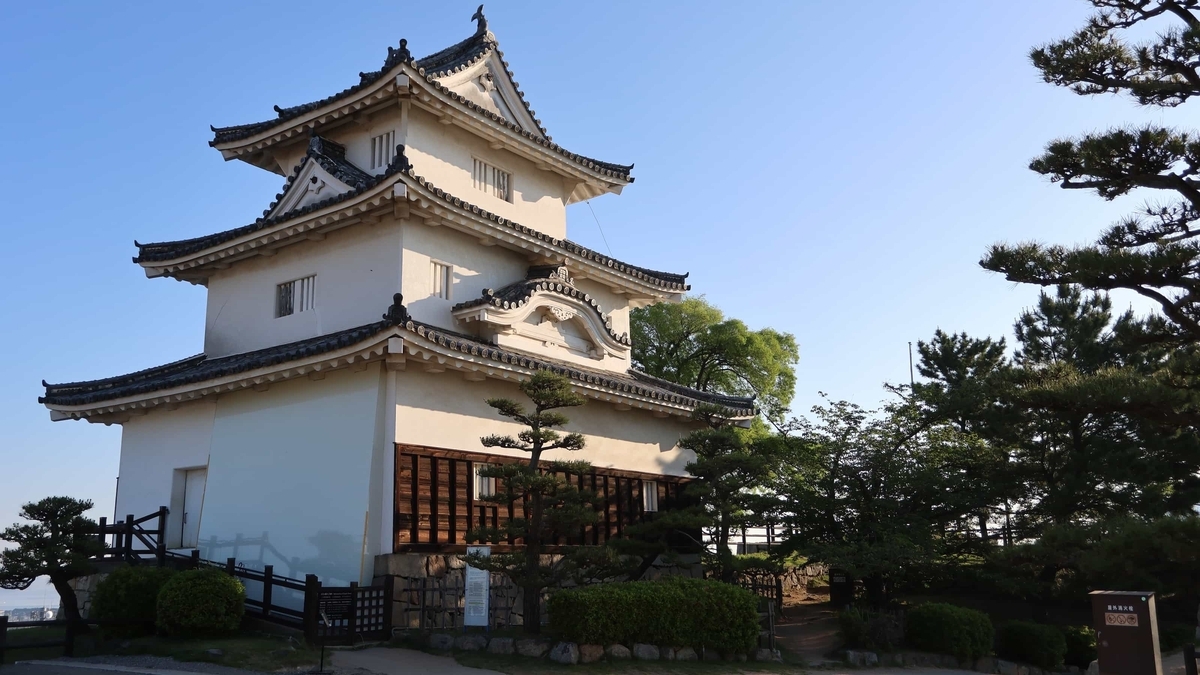 丸亀城の天守