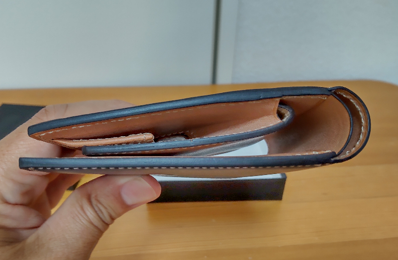 万双のブライドル 二つ折り財布を購入。その感想。 - 田舎に住むもの