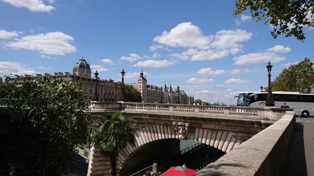 f:id:catemos:20180928105555j:plain