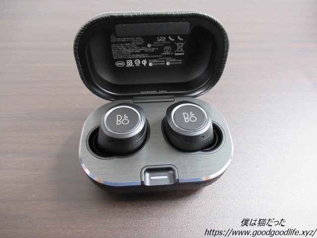 Beoplay E8 2.0 イヤホンケース5