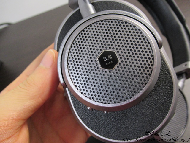 Master & Dynamic MW65レビュー】圧倒的に格好良いデザインと高 Master & Dynamic MW65レビュー】圧倒的に格好良いデザインと高