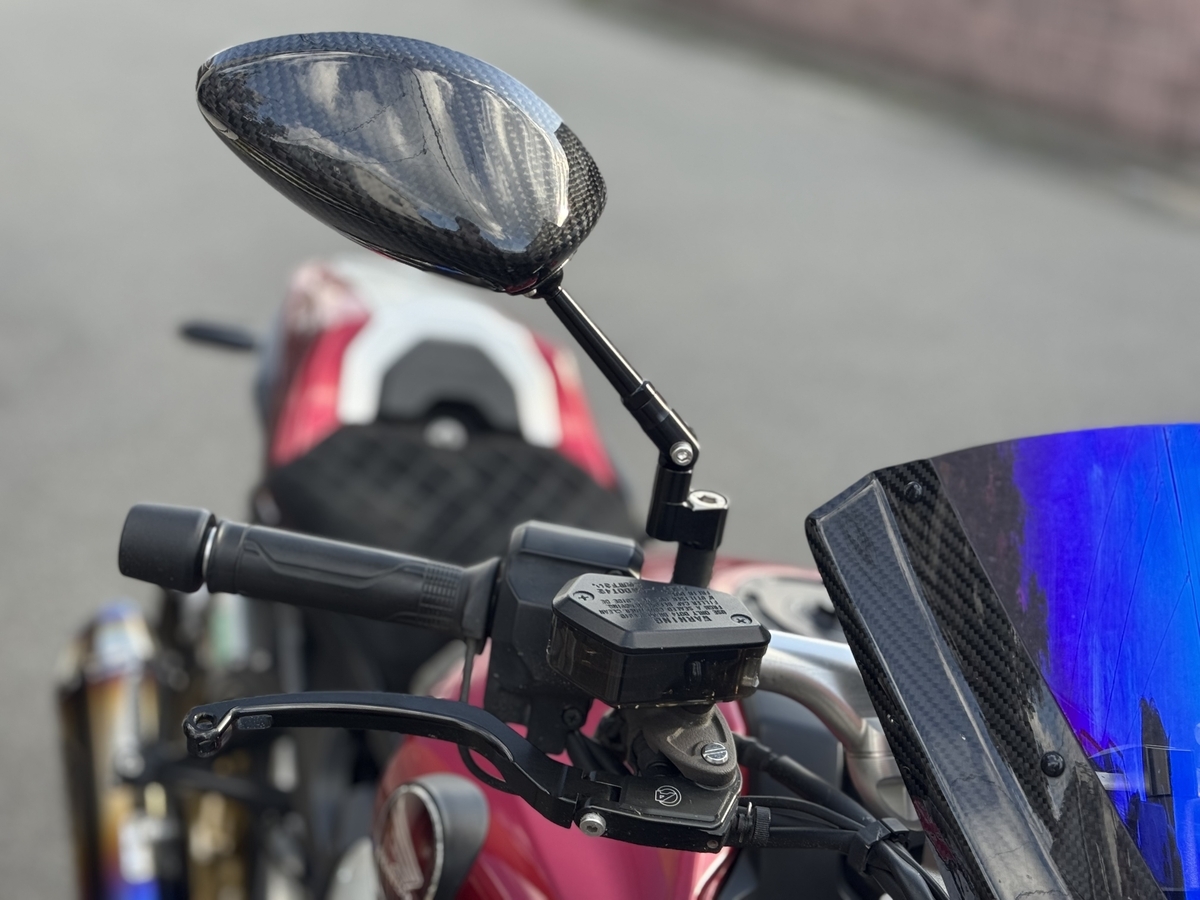CB1000R（SC80）にマジカルレーシングNK-1ミラー（タイプ4