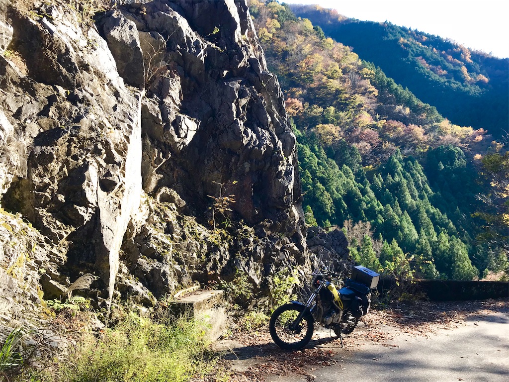 林道川乗線と日向沢線 踊平トンネルを通行してみた 休日ぶらぶら散歩ブログ 林道川乗線と日向沢線 踊平トンネルを通行してみた 休日ぶらぶら散歩ブログ