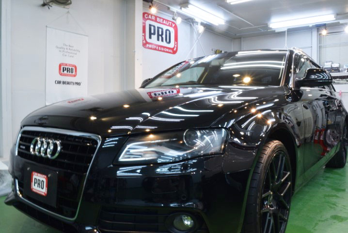 アウディ・A4(ファントムブラック) PRO PCX-V110ガラスコーティング