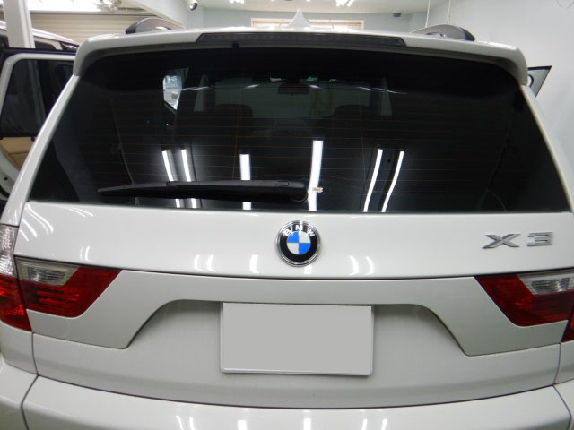 施工履歴の更新 19 12 Bmw X3 アルピンホワイト リアスモークフィルム貼替と内装レザークリーニング 札幌市中央区よりご利用ありがとうございました カービューティープロ札幌ドーム前店長日記 お車 バイク 磨き コーティング クリーニング フィルム