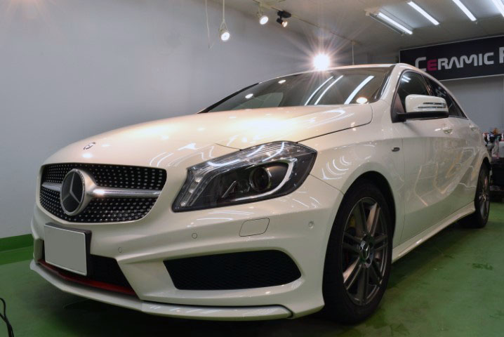 メルセデス・A250　ウィンドウ全面に透明断熱フィルムとヘッドライトへプロテクションフィルムを施工