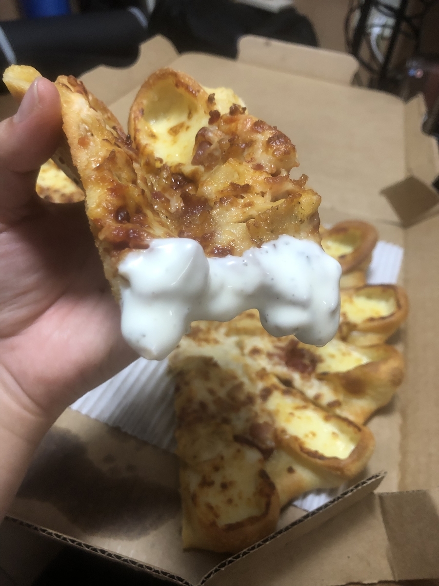 ピザ好き必見 アメリカンピザの食べ方 海外のnippon人妻 ピザ好き必見 アメリカンピザの食べ方 海外のnippon人妻