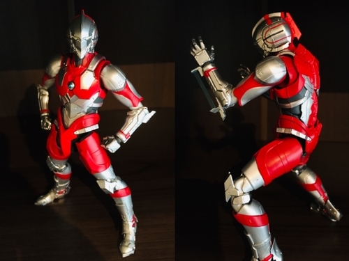 アニメ パワードスーツを着装して戦うウルトラマン Ultraman 休日のご参考に