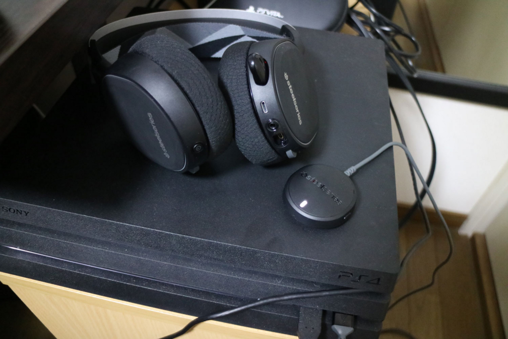 ワイヤレスなゲーミングヘッドセット Steel Series Arctis7 が届いた 設定方法を徹底解説 おばじんは空を飛びたいあざらし