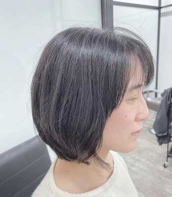 3-2,揺れ感が可愛いミディアムショート