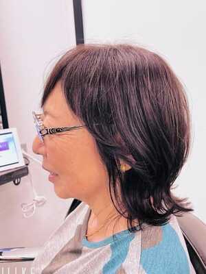 大人可愛いウルフカット 