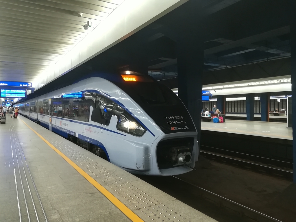 ポーランド旅行(ワルシャワ編) cestovatelのブログ