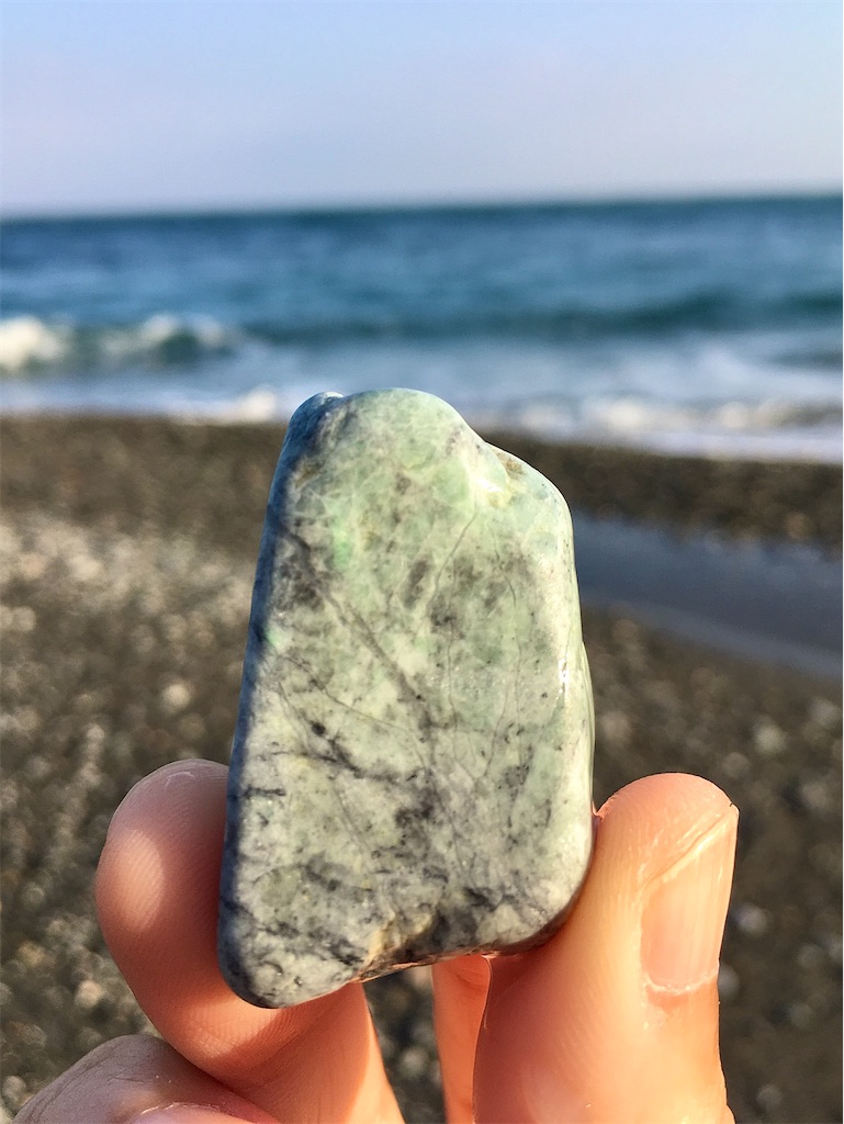 ヒスイの見分け方①〜ヒスイの定義〜 - 雑多拾いもん