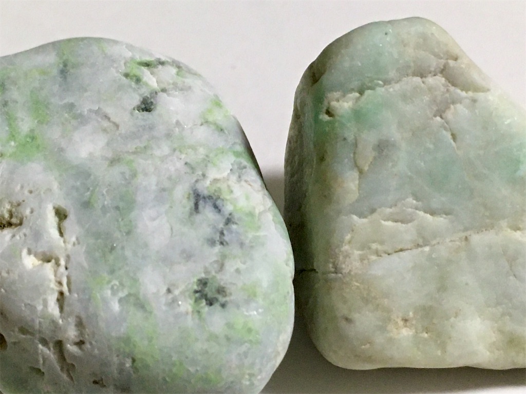 ヒスイの見分け方④〜ロディン岩編〜 - 雑多拾いもん