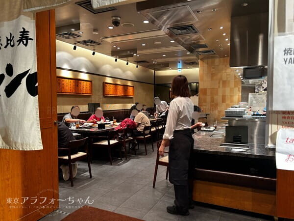 羽田空港 焼肉 チャンピオン 店内 写真
