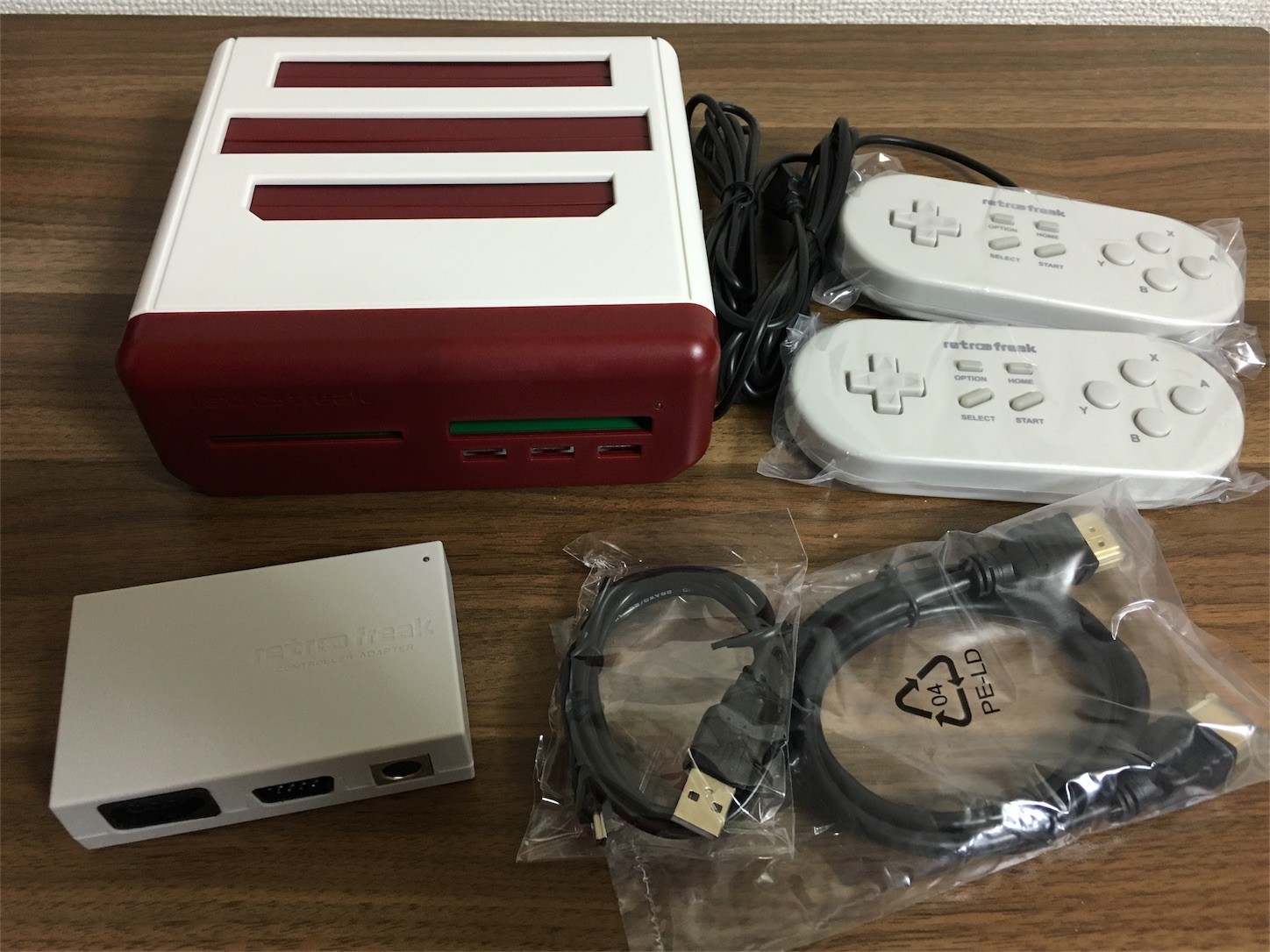 極美品 レトロフリーク 本体 レトロフリーク再販に釣られて購入してしまいましたが最高です