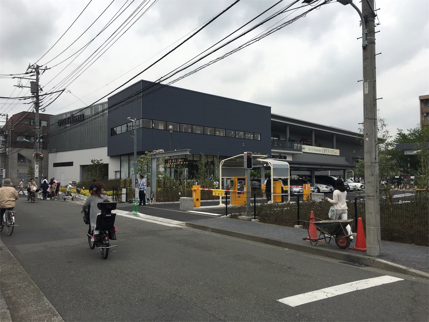 クイーンズ伊勢丹仙川店がついにオープンしました 仙川ポータル