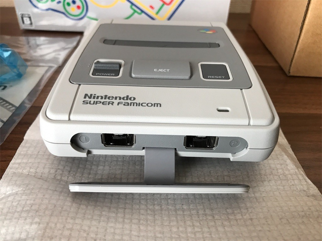 ニンテンドークラシックミニ スーパーファミコン　箱なしです ニンテンドークラシックミニスーパーファミコン 本体 箱無し