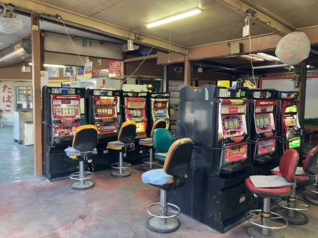 栃木県大田原市にあるレトロ自販機ゲーム24「SAITO石上店」オート